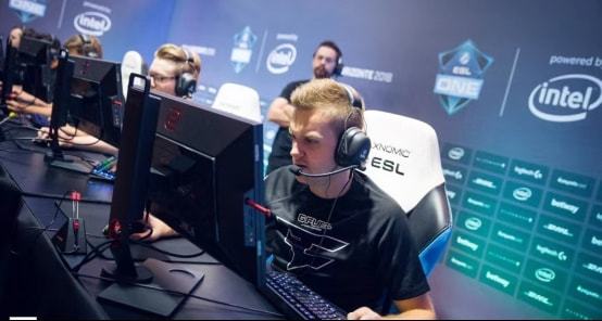 备跨媒表达 备跨媒表达