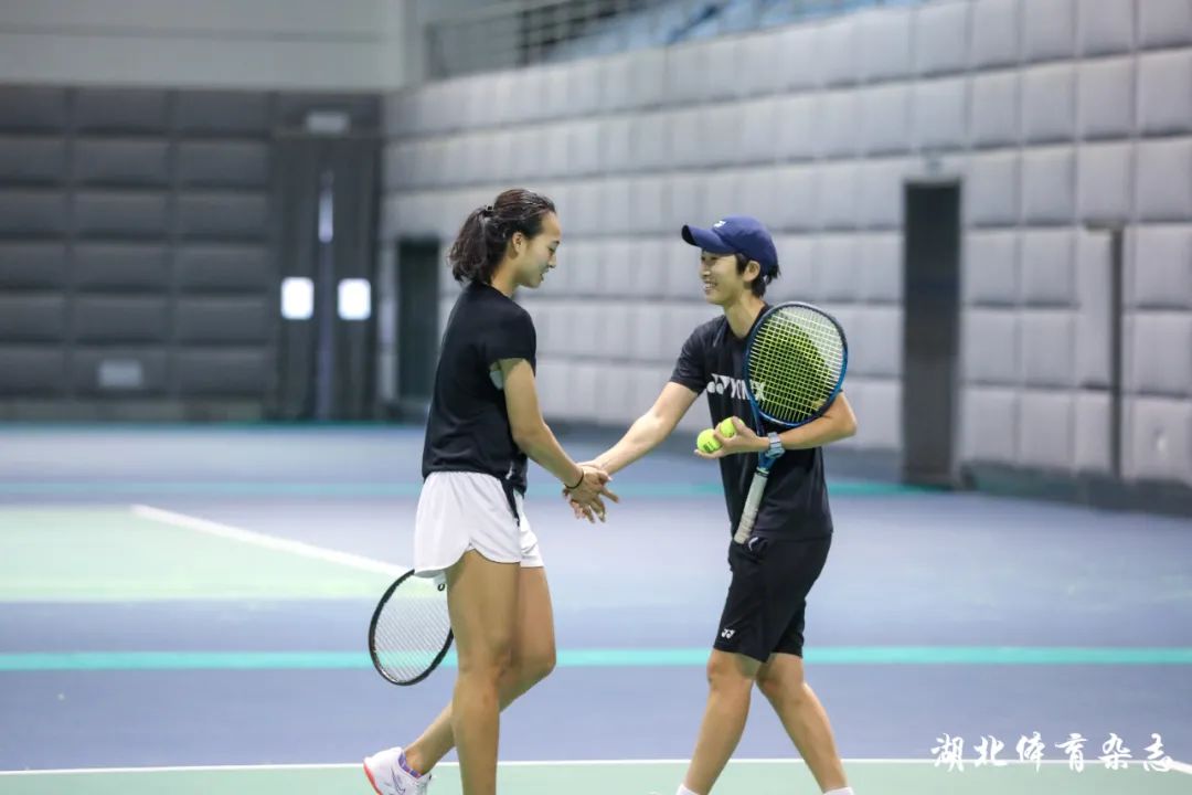 对禁区弧顶 对禁区弧顶